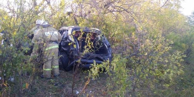 Внедорожник Volkswagen Touareg вылетел в кювет с трассы Омск-Красноярка: погибли три пассажира