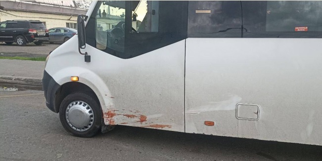 Под Омском водитель автомобиля Nissan на переходе сбил насмерть пешехода