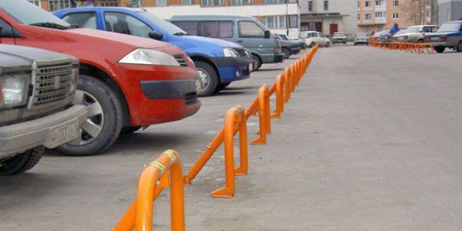 Впервые объявлены тендеры на аренду земли для платных парковок в центре Омска