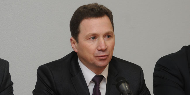 Михаил БЕРМАН: «В отношениях между руководителем и коллективом изначально заложен антагонизм, но то, что происходит в омском аэропорту, – это ненормал