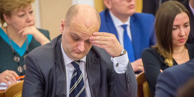 За облавтотранс докучаев поплатился креслом министра