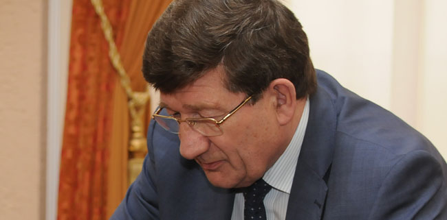 Инициатива двораковского о запрете ночной торговли алкоголем в многоэтажках нашла поддержку в заксобрании