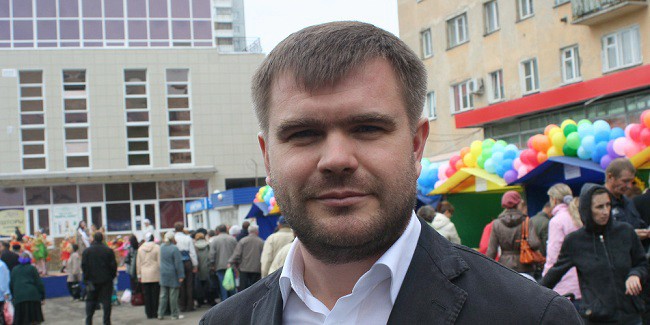 Суд удовлетворил заявление банка о признании депутата омского парламента банкротом