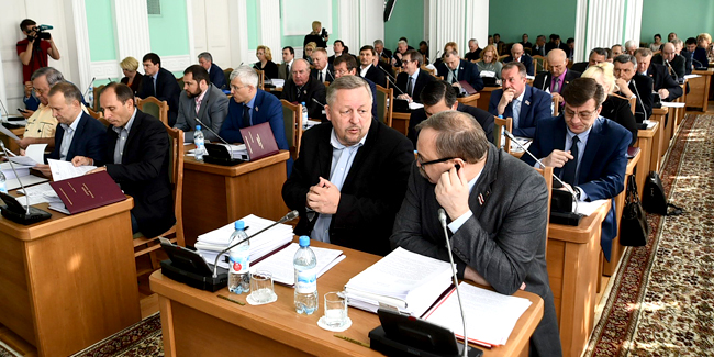 Омский горсовет раскрыл доходы