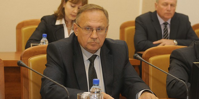 Новый министр образования Омской области отправляет в отставку замов предыдущего министра