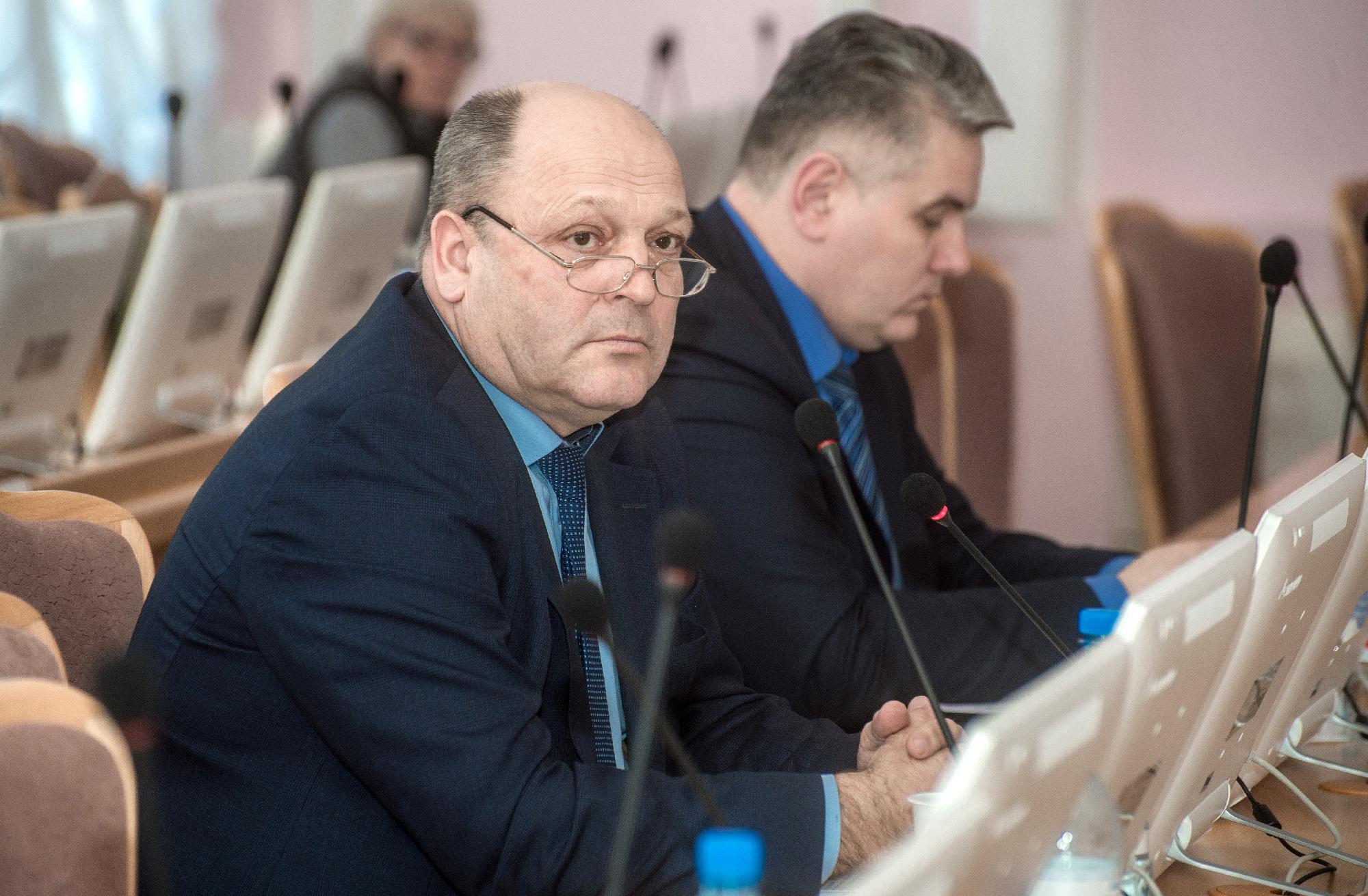 Владимир казимиров рассказал депутатам про омские дороги