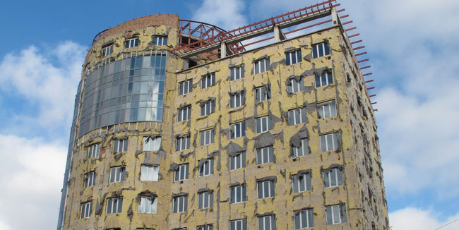 Компания «л-финанс» хочет достроить hilton к 2016 году
