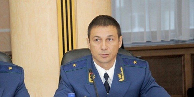 Денису костенко одна звезда на погонах уже не по чину