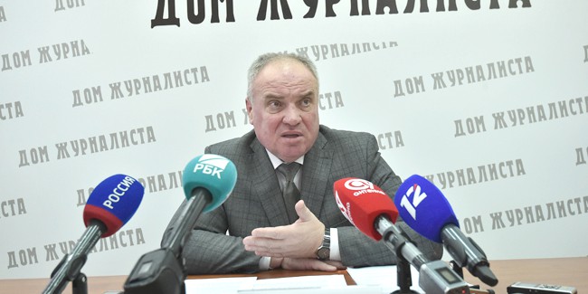 Омский министр труда Владимир КУПРИЯНОВ отправлен в отставку