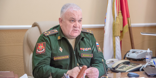 Юрий МЕШАВКИН, военный комиссар Омской области: «У нас становится все более популярной служба по контракту»