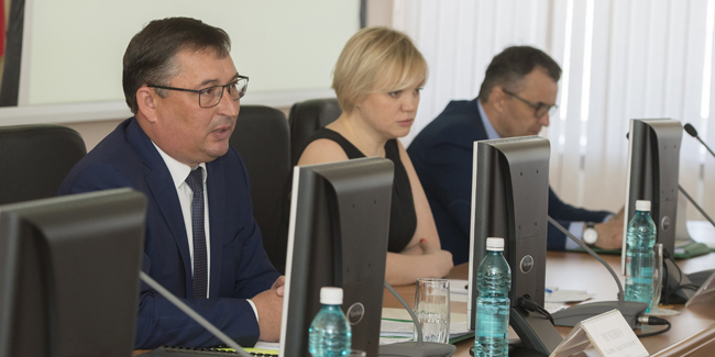 Омский, любинский и тарский районы по итогам 2018 года лидируют в развитии налогового потенциала