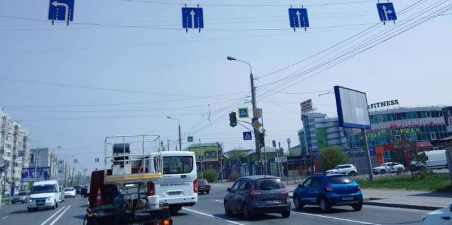 На пересечении улиц 10 лет Октября и Куйбышева в Омске изменилась схема организации движения транспорта