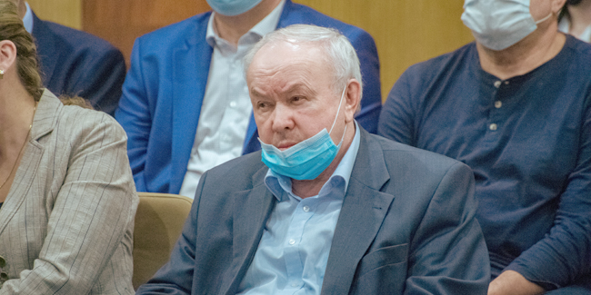 Шишова опять попрекнули тем, что он сначала рассчитался с банками, а не заплатил налоги