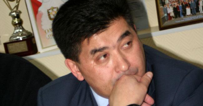 «адидас», «центробувь» и «остин» выселяют из левобережного «ат-маркета»