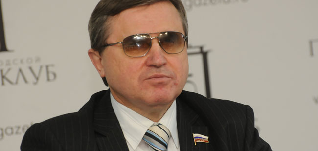 Олег смолин: «омские ректоры не решились отправиться в минобр по поводу зарплаты. Сказали: мы не самоубийцы»