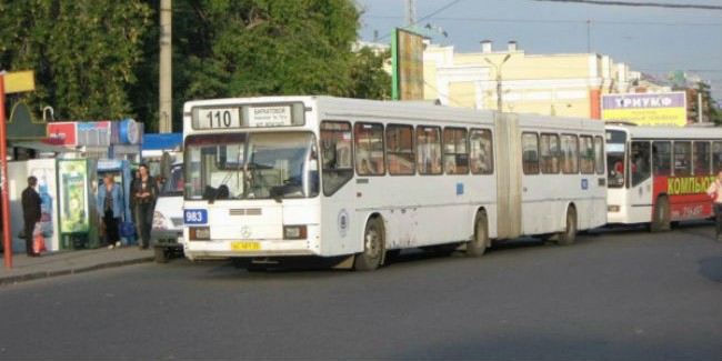 Документы: департамент транспорта омска 15 лет наступает на одни и те же маршруточные грабли