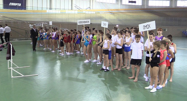 В омске состоялся открытый областной турнир по прыжкам