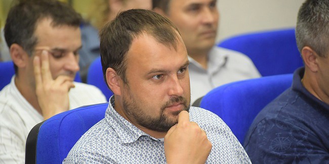 Дмитрий усенко: «мы работаем на трафике, к нам специально не едут, поэтому снижение товарооборота — больше, чем на 70%»