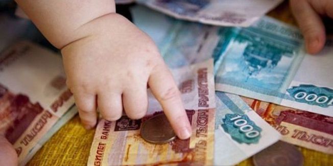 Омской области на пособия для первого ребенка выделено 248,11 млн руб.