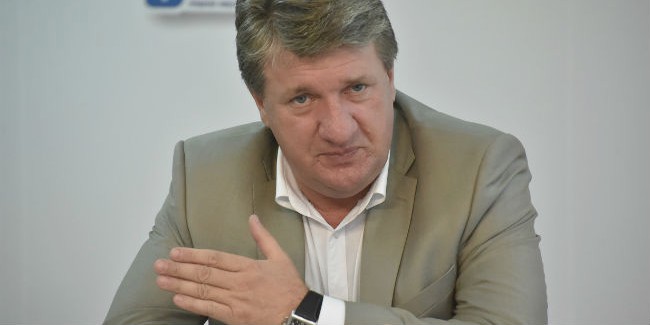 Александр ФРИКЕЛЬ опять освободил должность заместителя главы омского минстроя