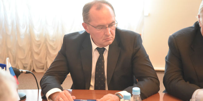 В омске за бюрократизм будут судить михаила дубровина