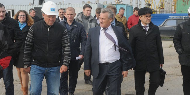 Ушло в суд дело главы «агентства жилищного строительства омской области» андрея котова