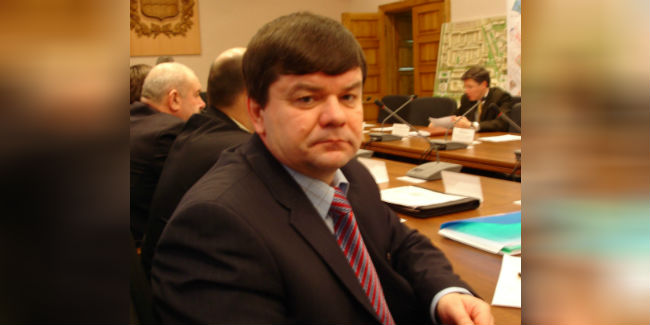Вернувшийся из волгограда дмитрий карась возглавил омский фонд капремонта