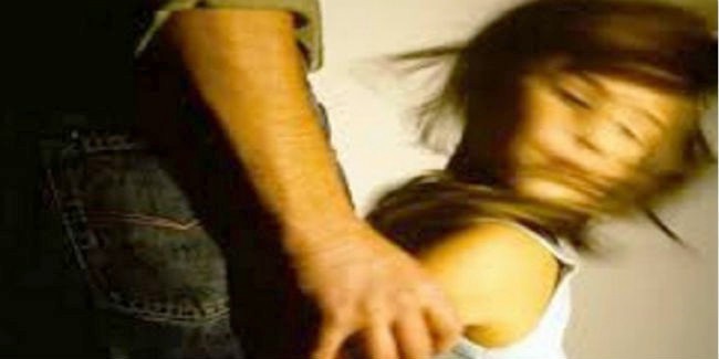 За изнасилование 5-летней дочери жителю омской области дали 5 лет тюрьмы и 15 – колонии