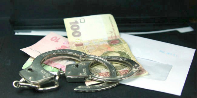Омский облсуд отправил в колонию экс-заместителя директора ао омкб владимира дрофу