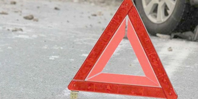 В омске за час водители грузовой и маршрутной «газелей» сбили двух пешеходов