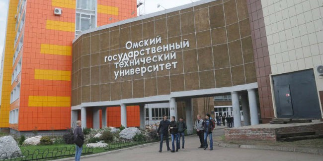 Выезд приёмной комиссии омгту в казахстан завершают уголовным делом в омске