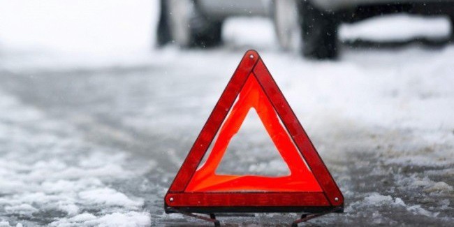На трассе омск – тара пьяный водитель ваз-2106 устроил тяжёлое дтп