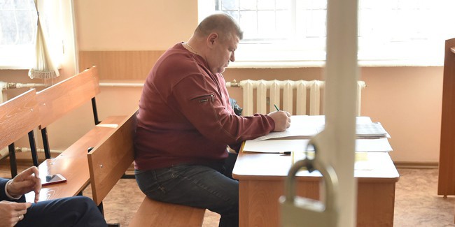 Суд назначил 3 года колонии экс-главе депимущества мэрии Омска Сергею ХОРОШИЛОВУ