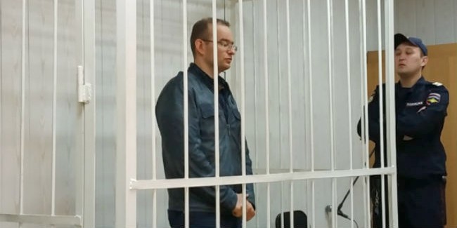 В Омске началось оглашение приговора экс-главе отдела по расследованию ДТП Алексею ЛИПИНУ