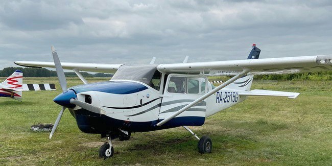 Владельцу частного омского аэродрома запретили использовать самолёт cessna-210