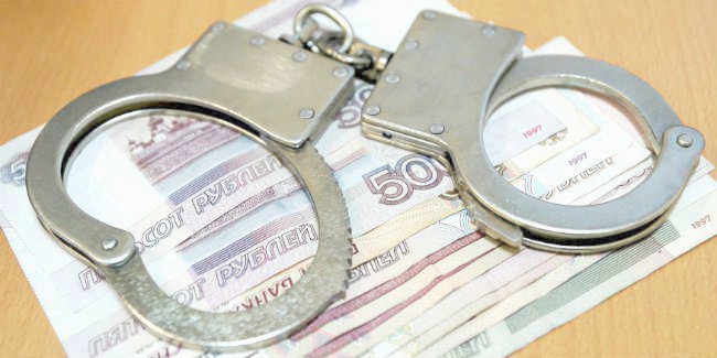 Дениса ЛОМТЕВА обвинили в растрате денежных средств ООО «Алк Групп-Омск»