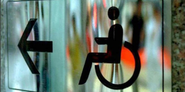 ТСЖ суд обязал выплатить компенсацию женщине-инвалиду за сломанную ногу на пандусе