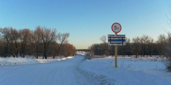 В Омской области открыта первая ледовая дорога из девяти запланированных