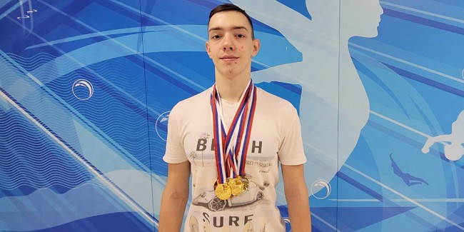 Омич Сергей ШУШАРИН выиграл сразу 4 «золота» первенства России на короткой воде