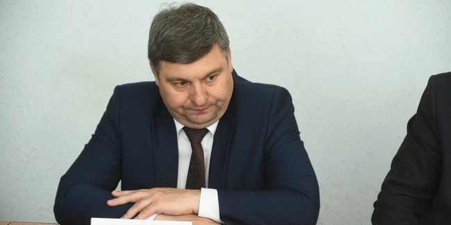 Над экс-министром строительства и ЖКК Омской области второй май густеют уголовные тучи