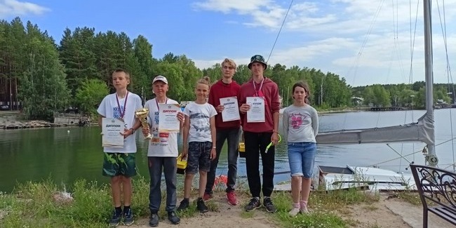 Омские яхтсмены выиграли медали регаты «Сибирская река-2022» всех достоинств
