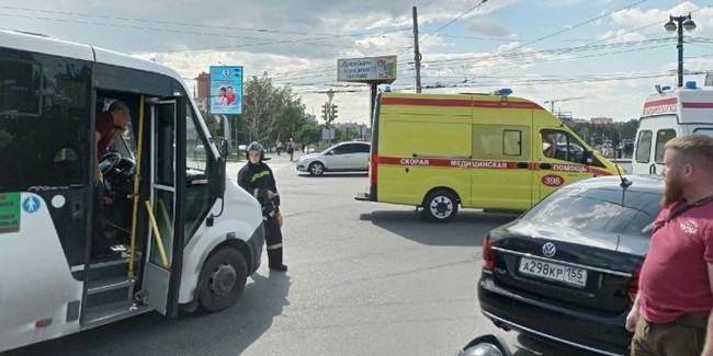 Начался суд по делу водителя маршрутки АСЛАНОВА, сбившего трёх подростков в центре Омска