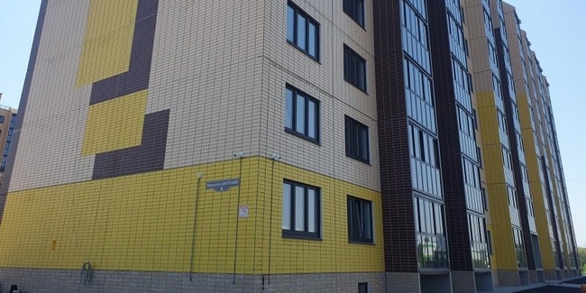 Евгения ЗОЛОТОВА построила 11-этажный дом в Центральном округе Омска