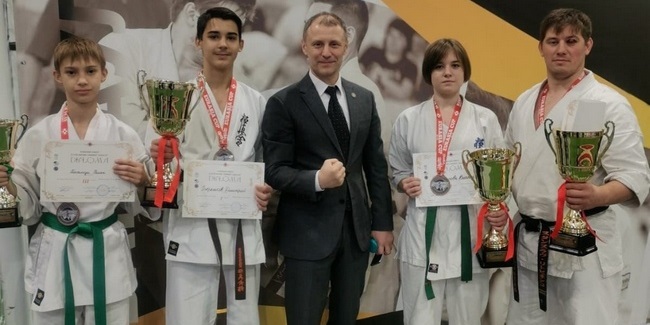 Омичи выиграли три «золота» и три «бронзы» XX Кубка Евразии по киокушин каратэ