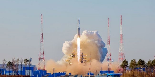 Омский космический аппарат «Ангара-А5» вывел на орбиту «Орион» и спутник Cubesat 3U