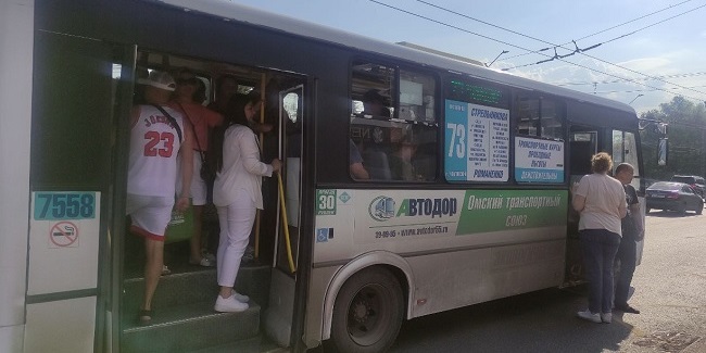 Прокуратура Омской области откроет очередную «горячую линию» для жалоб на общественный транспорт