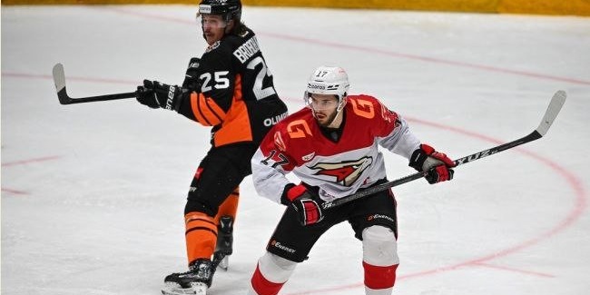 Омский «Авангард» проиграл хабаровскому «Амуру» в овертайме