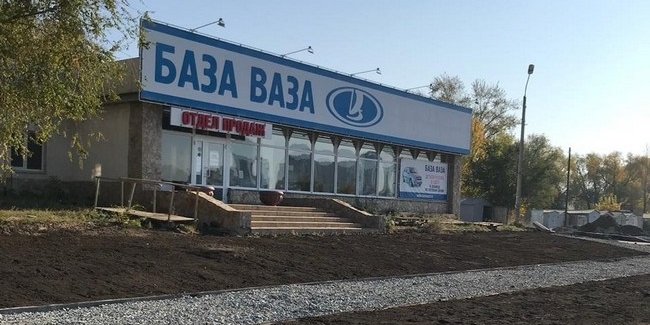 В омской мэрии уверены, что автомагазину «база ваза» в суде делать нечего