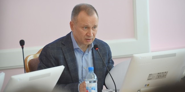 Юрия федотова лишили мандата депутата омского горсовета