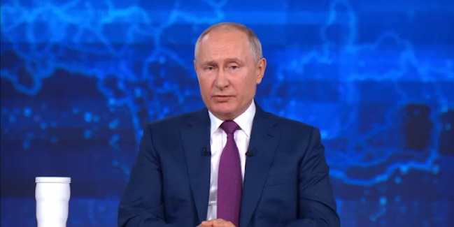 Путина записали в большевики за возврат ежемесячных 550 рублей ветеранам омской области